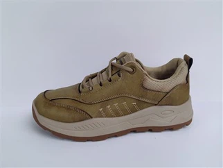 Sneaker Kannella tal-irġiel
