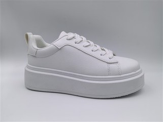 Sneakers Każwali Bil-Pjattaforma